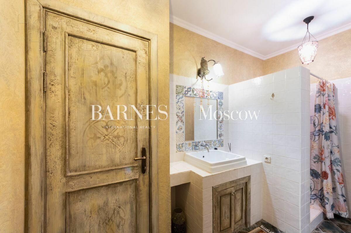 4-КОМН. КВАРТИРА С ОТДЕЛКОЙ 260 М² НА 24 ЭТАЖЕ