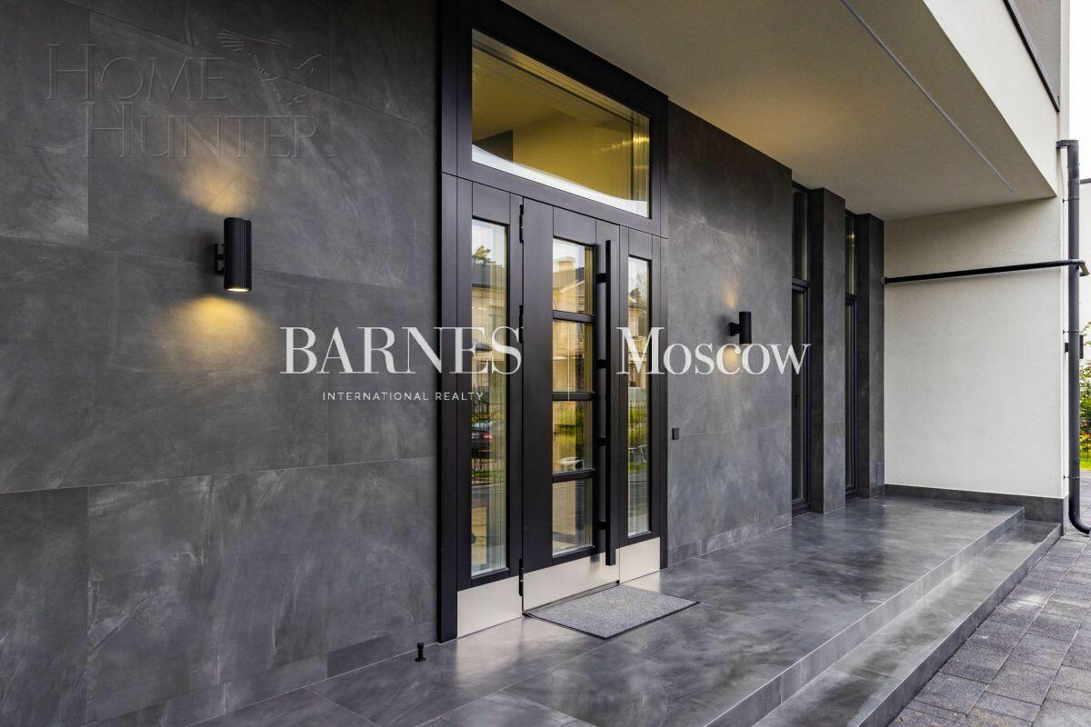 2-этажный коттедж 705 м² с отделкой