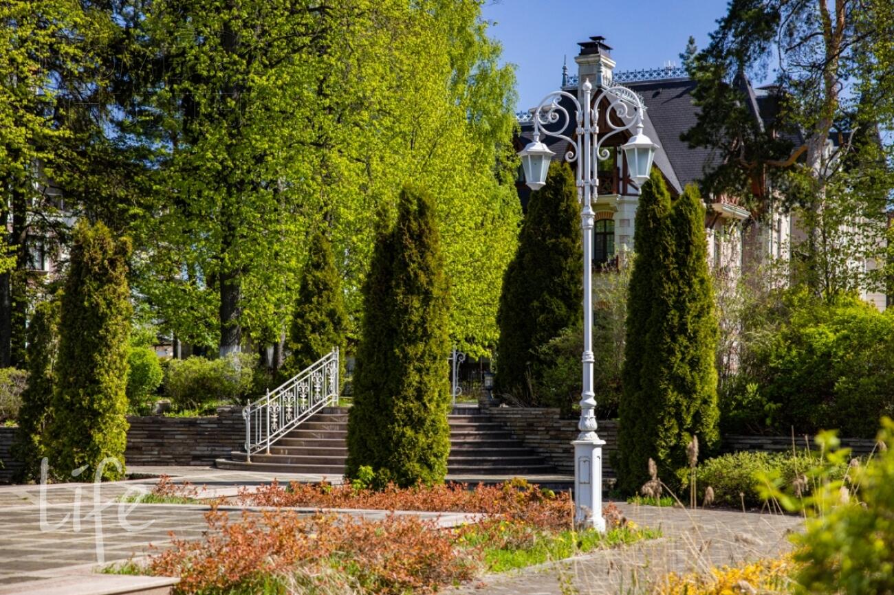 4-этажный таунхаус 395 м² без отделки