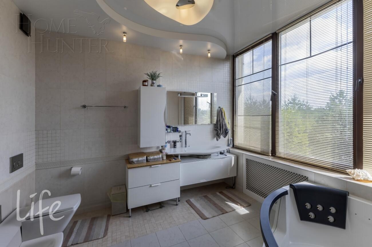 2-этажный таунхаус 250 м² с отделкой