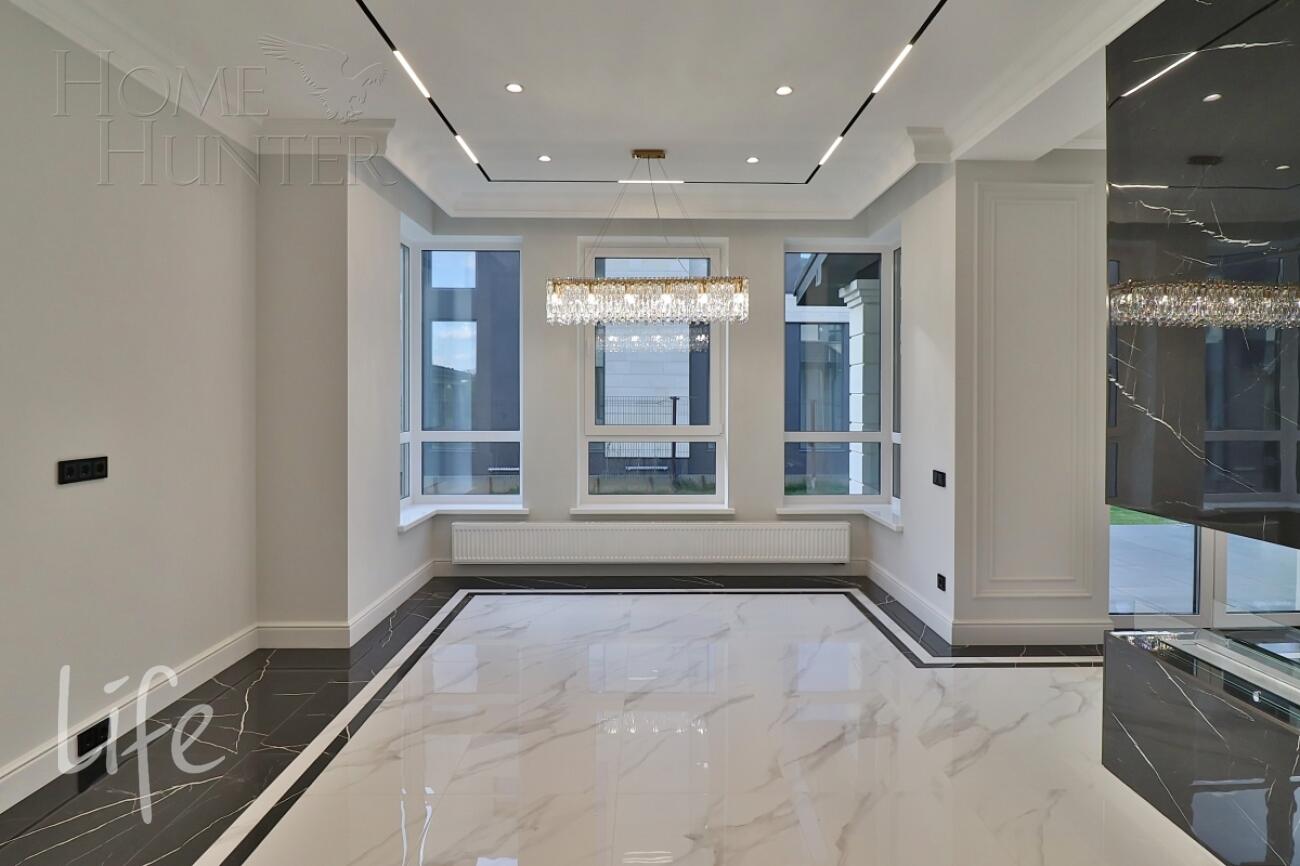 2-этажный коттедж 240 м² с отделкой