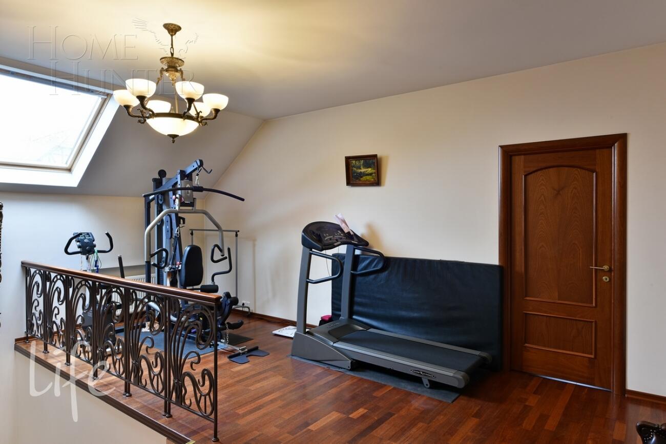 2-этажный коттедж 550 м² с отделкой