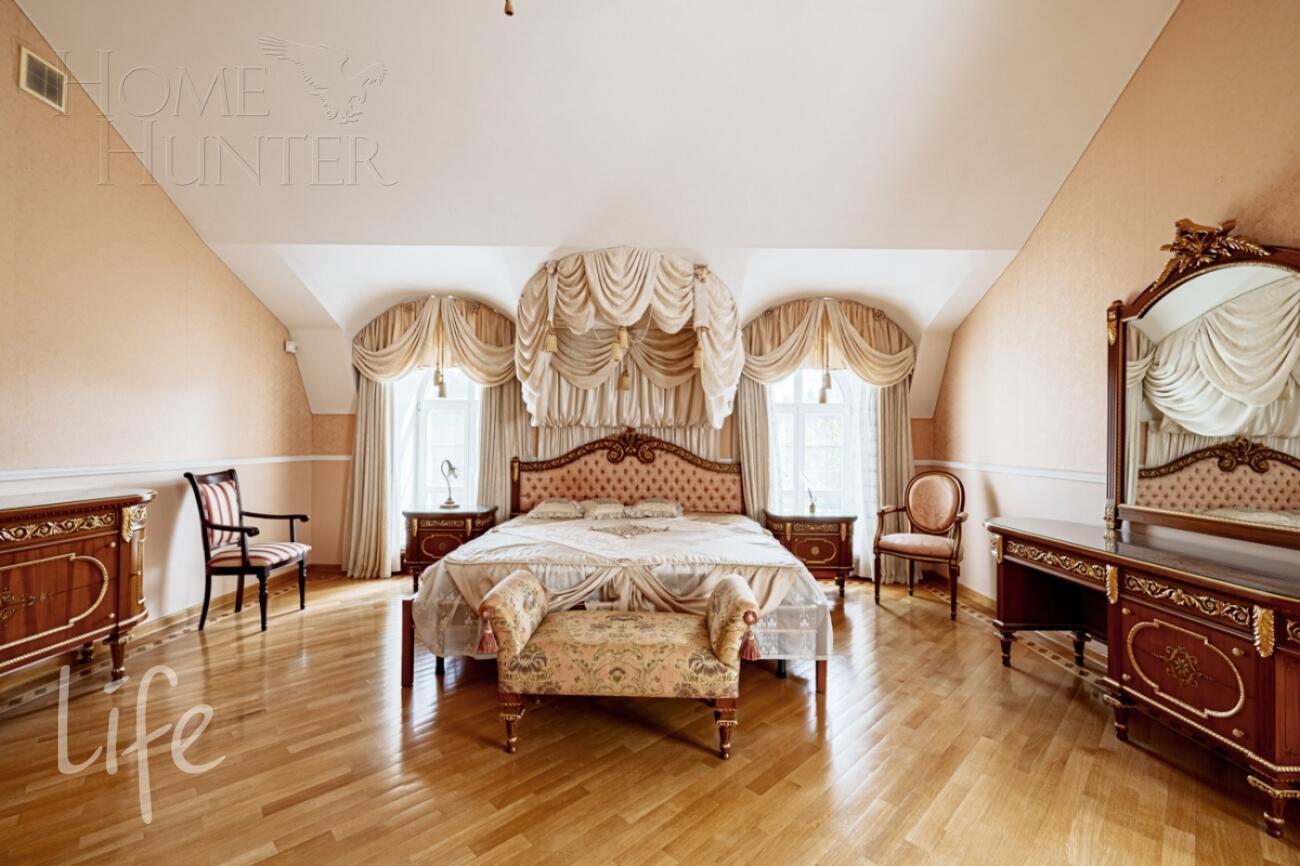 2-этажный коттедж 700 м² с отделкой