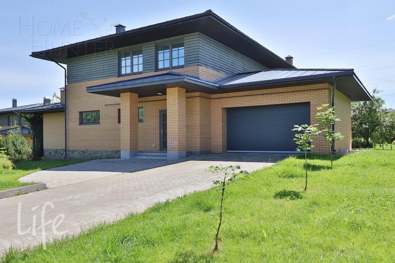 2-этажный коттедж 422.5 м² с отделкой