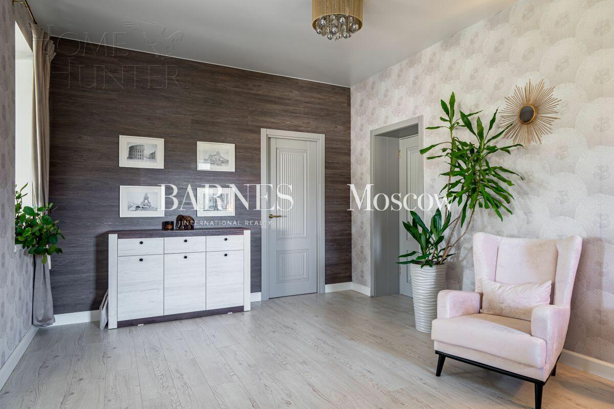 2-этажный коттедж 328 м² с отделкой