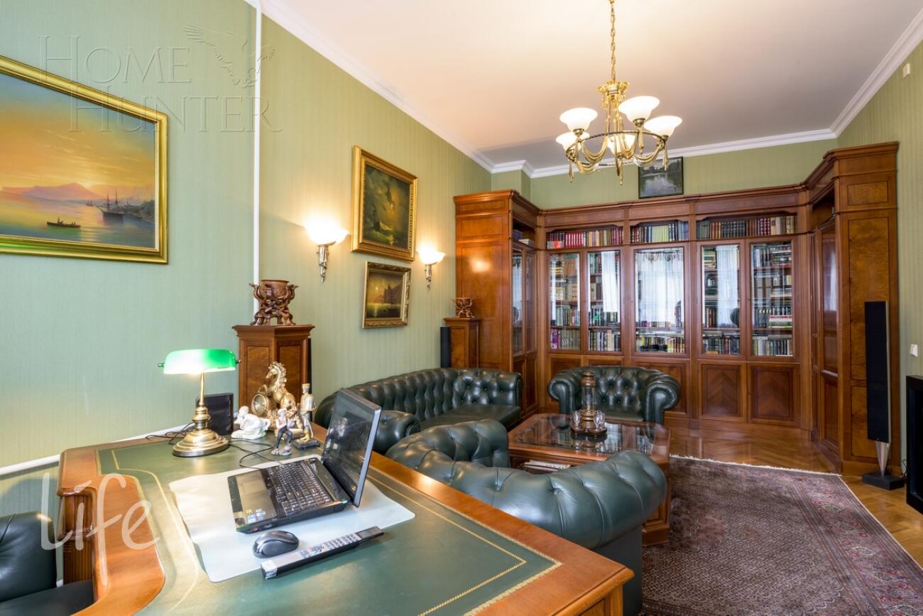 2-этажный коттедж 880 м² с отделкой