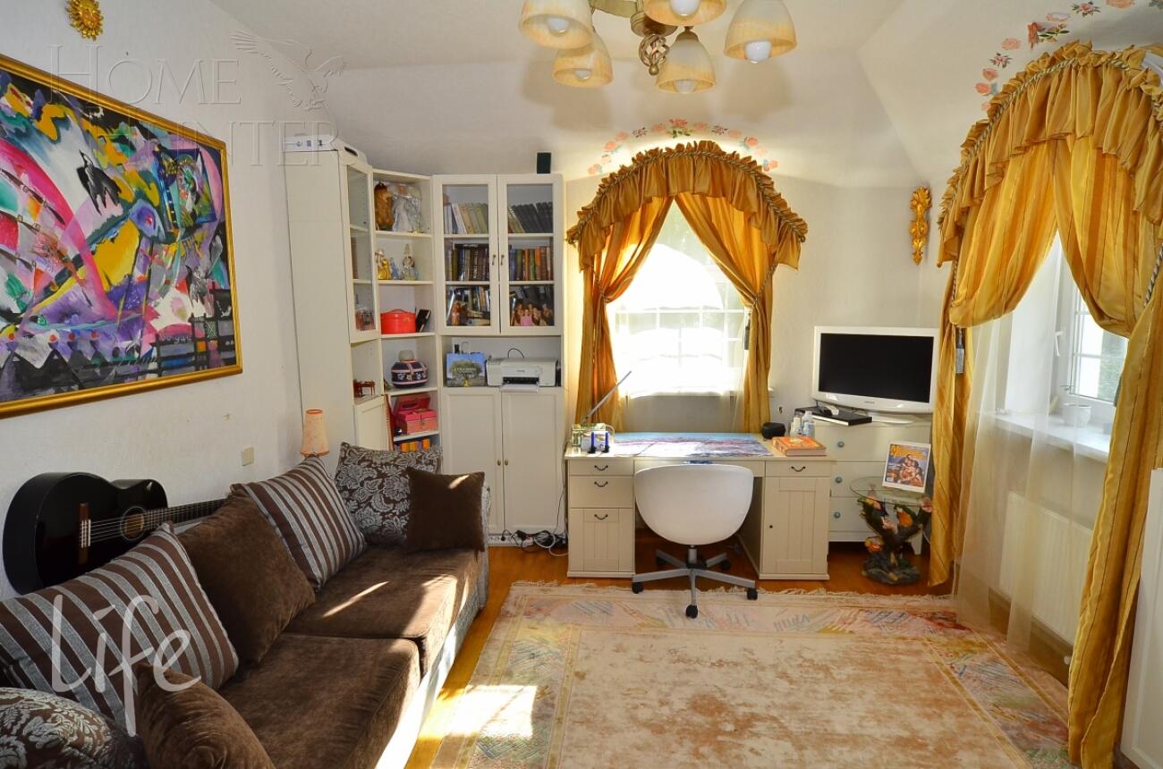 2-этажный коттедж 350 м² с отделкой