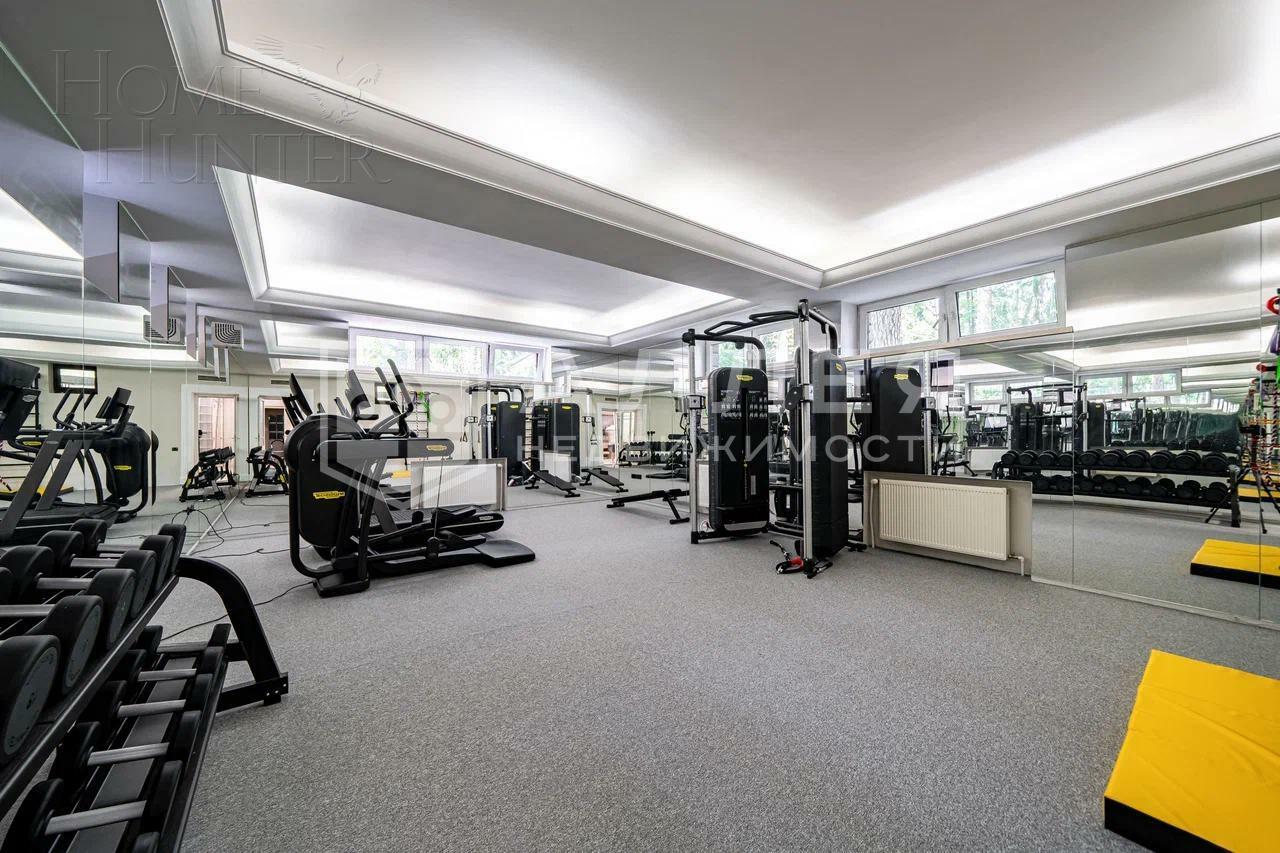 2-этажный коттедж 850 м² с отделкой