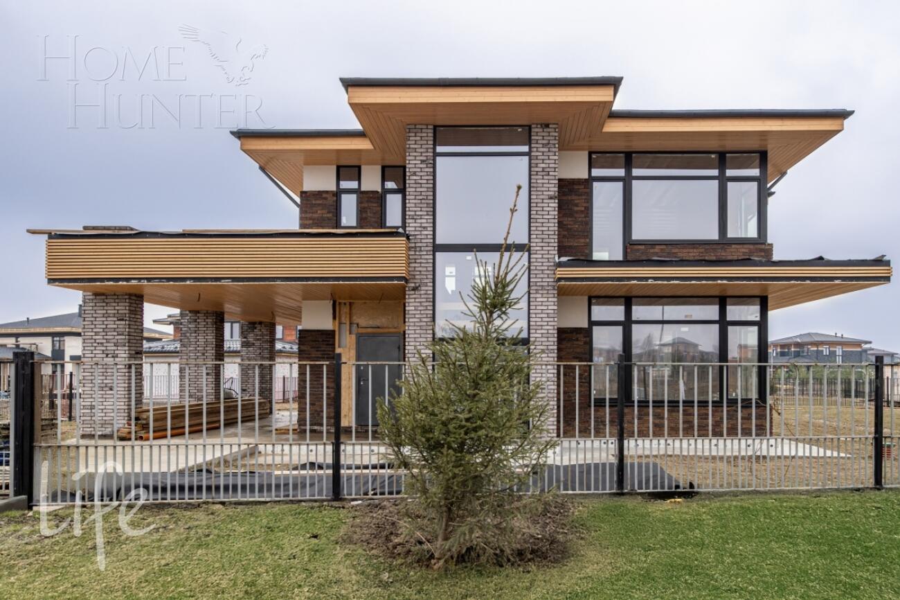 2-этажный коттедж 260 м² без отделки