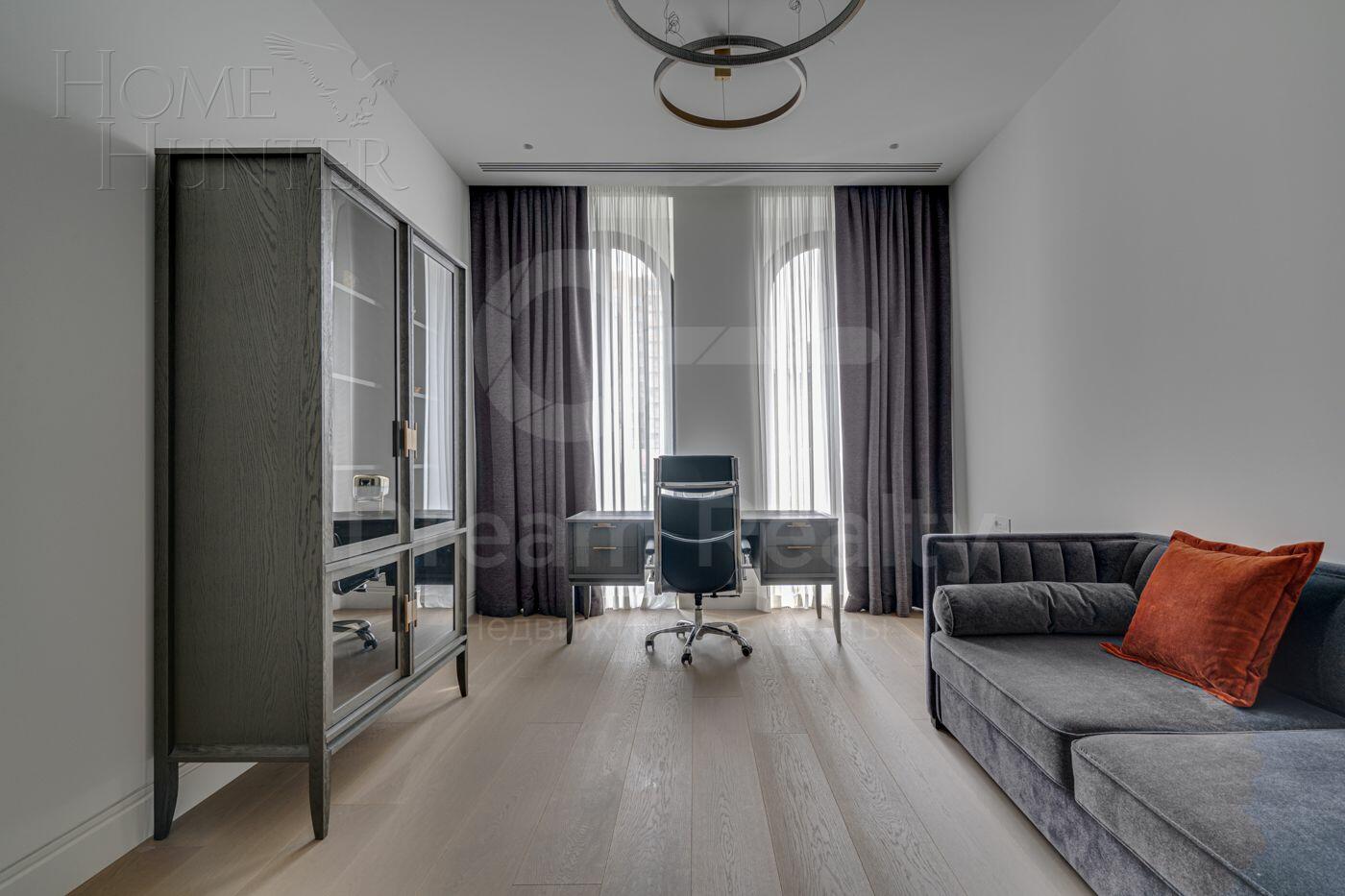 2-КОМН. КВАРТИРА С ОТДЕЛКОЙ 165.9 М² НА 4 ЭТАЖЕ