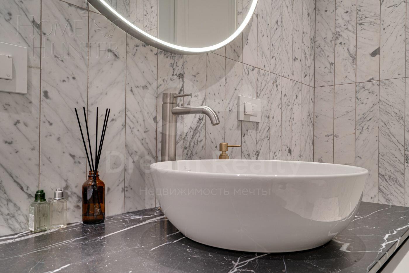 2-КОМН. КВАРТИРА С ОТДЕЛКОЙ 165.9 М² НА 4 ЭТАЖЕ