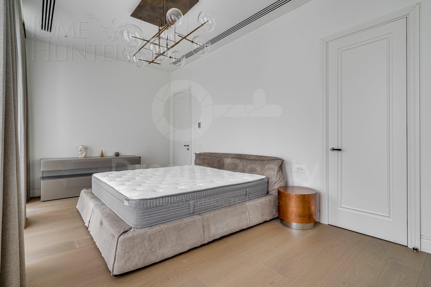 2-КОМН. КВАРТИРА С ОТДЕЛКОЙ 165.9 М² НА 4 ЭТАЖЕ