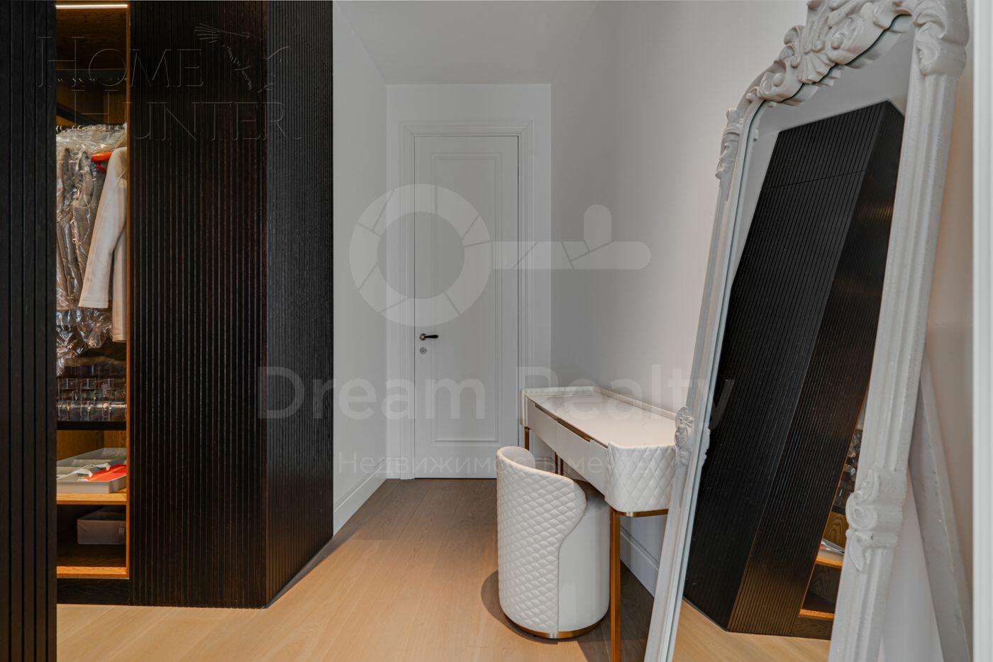 2-КОМН. КВАРТИРА С ОТДЕЛКОЙ 165.9 М² НА 4 ЭТАЖЕ