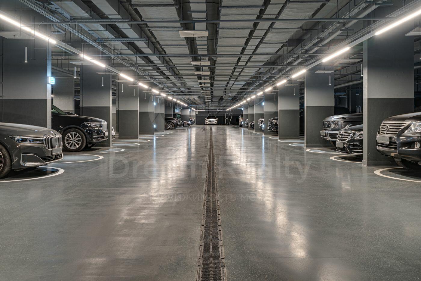 2-КОМН. КВАРТИРА С ОТДЕЛКОЙ 165.9 М² НА 4 ЭТАЖЕ