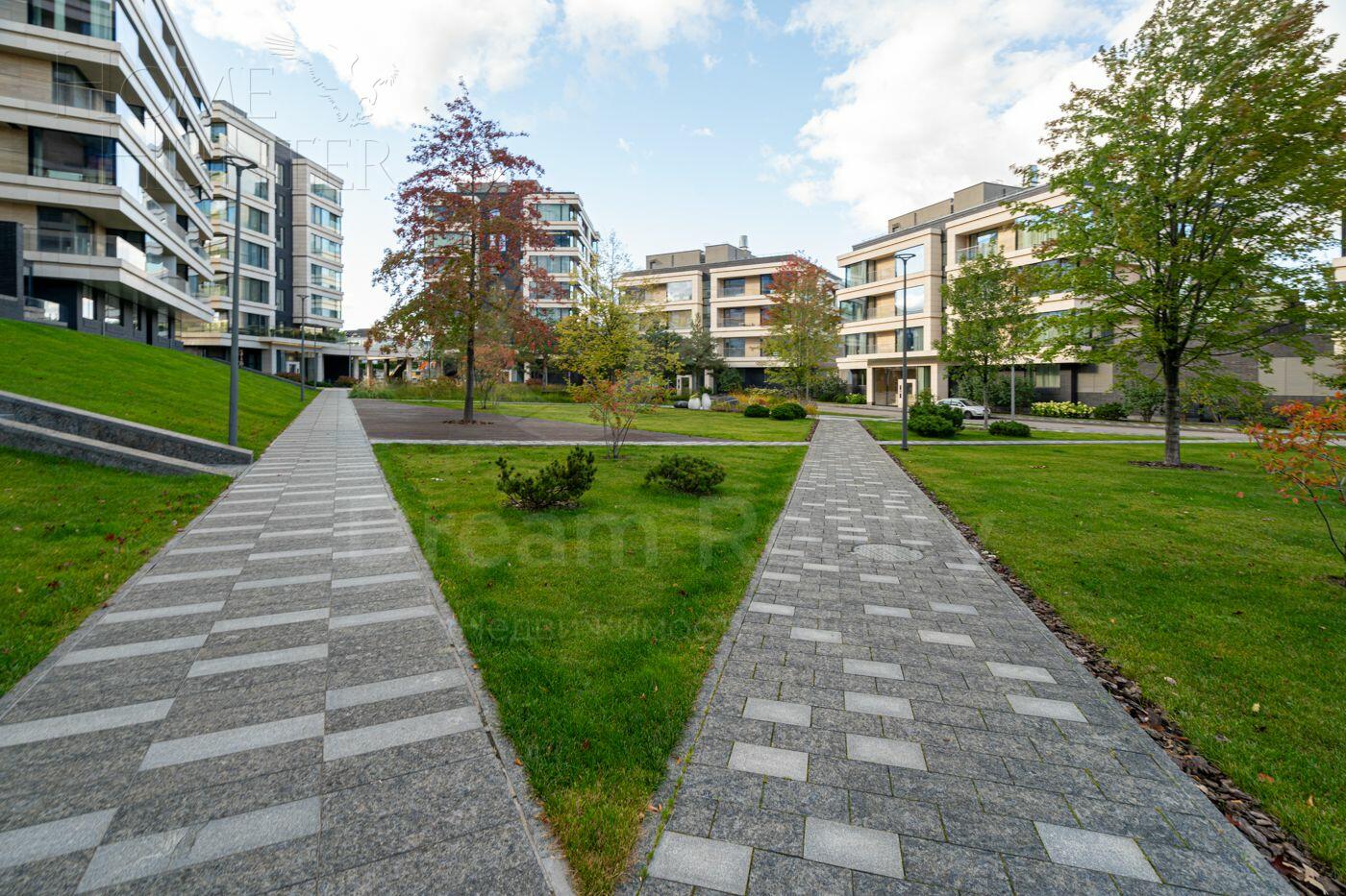 4-КОМН. КВАРТИРА БЕЗ ОТДЕЛКИ 225.7 М² НА 4 ЭТАЖЕ