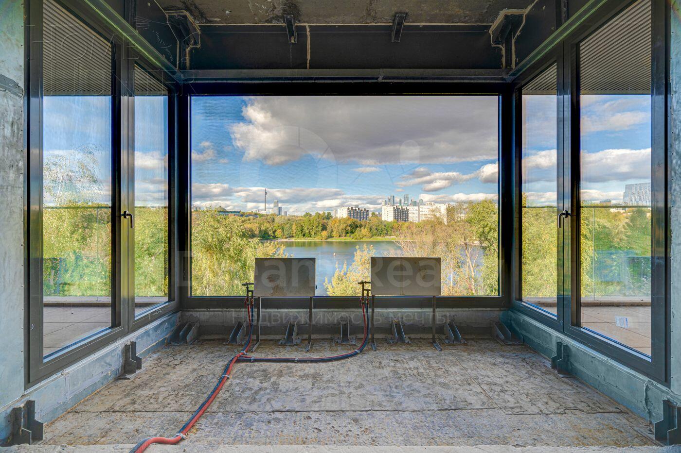 4-КОМН. КВАРТИРА БЕЗ ОТДЕЛКИ 225.7 М² НА 4 ЭТАЖЕ