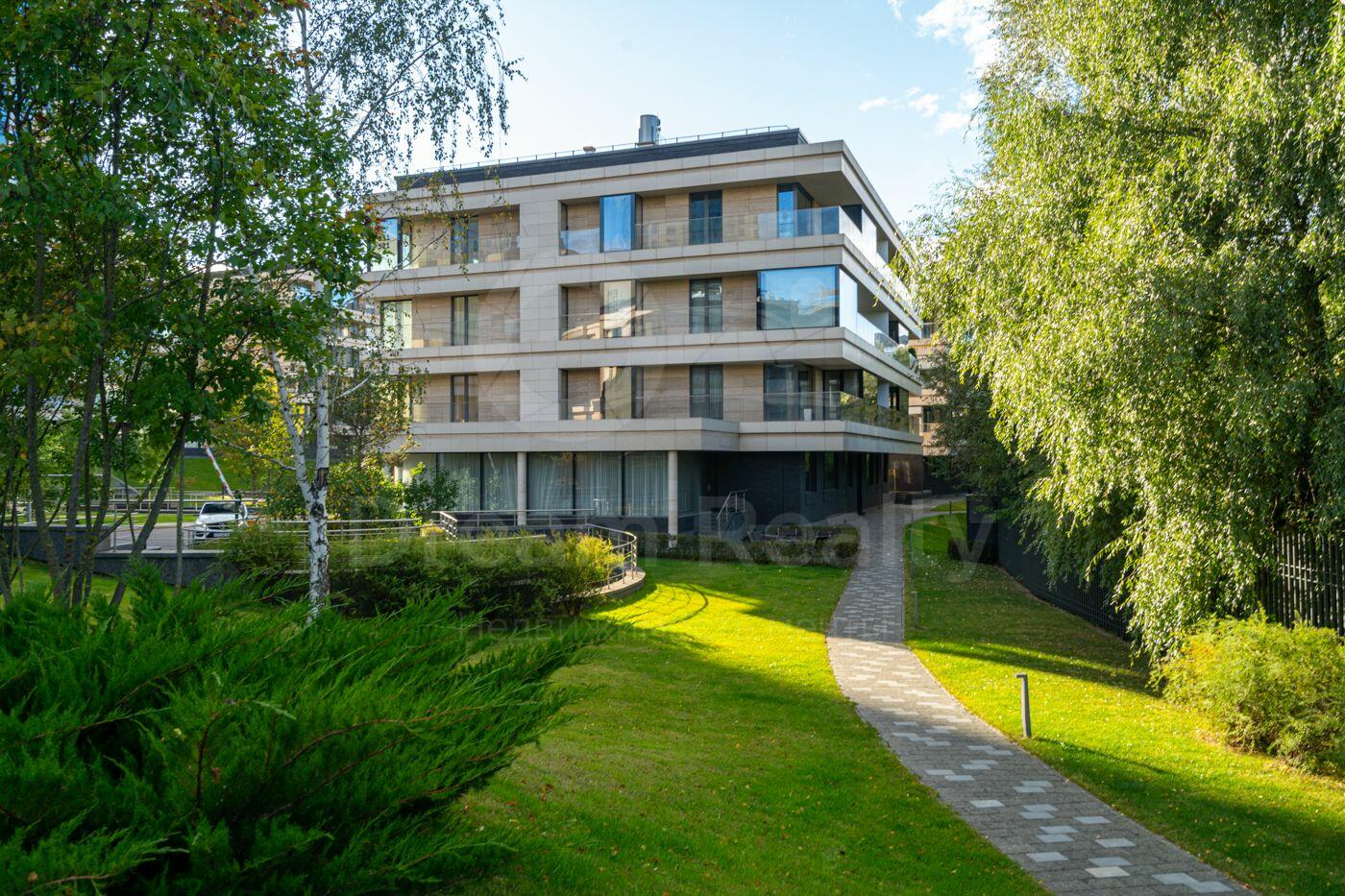 4-КОМН. КВАРТИРА БЕЗ ОТДЕЛКИ 225.7 М² НА 4 ЭТАЖЕ