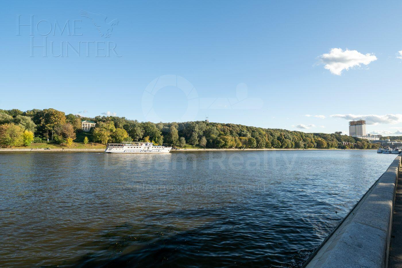 4-КОМН. КВАРТИРА С ОТДЕЛКОЙ 118 М² НА 4 ЭТАЖЕ