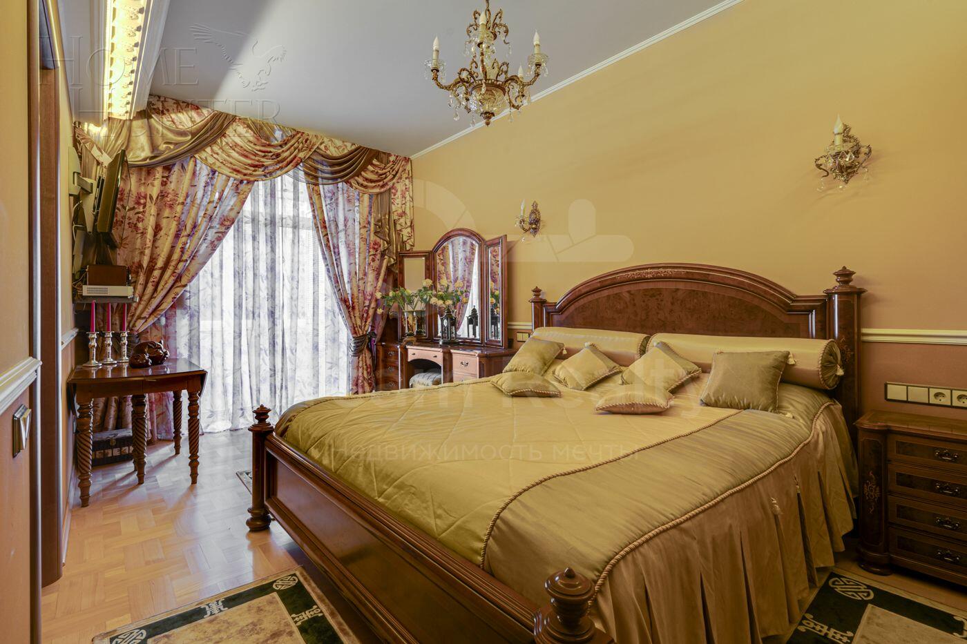 4-КОМН. КВАРТИРА С ОТДЕЛКОЙ 118 М² НА 4 ЭТАЖЕ