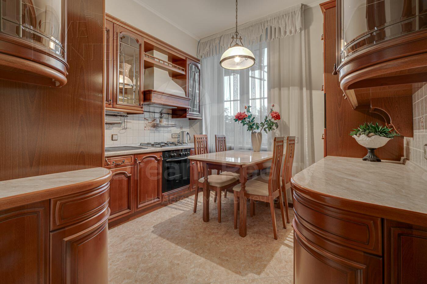 4-КОМН. КВАРТИРА С ОТДЕЛКОЙ 118 М² НА 4 ЭТАЖЕ