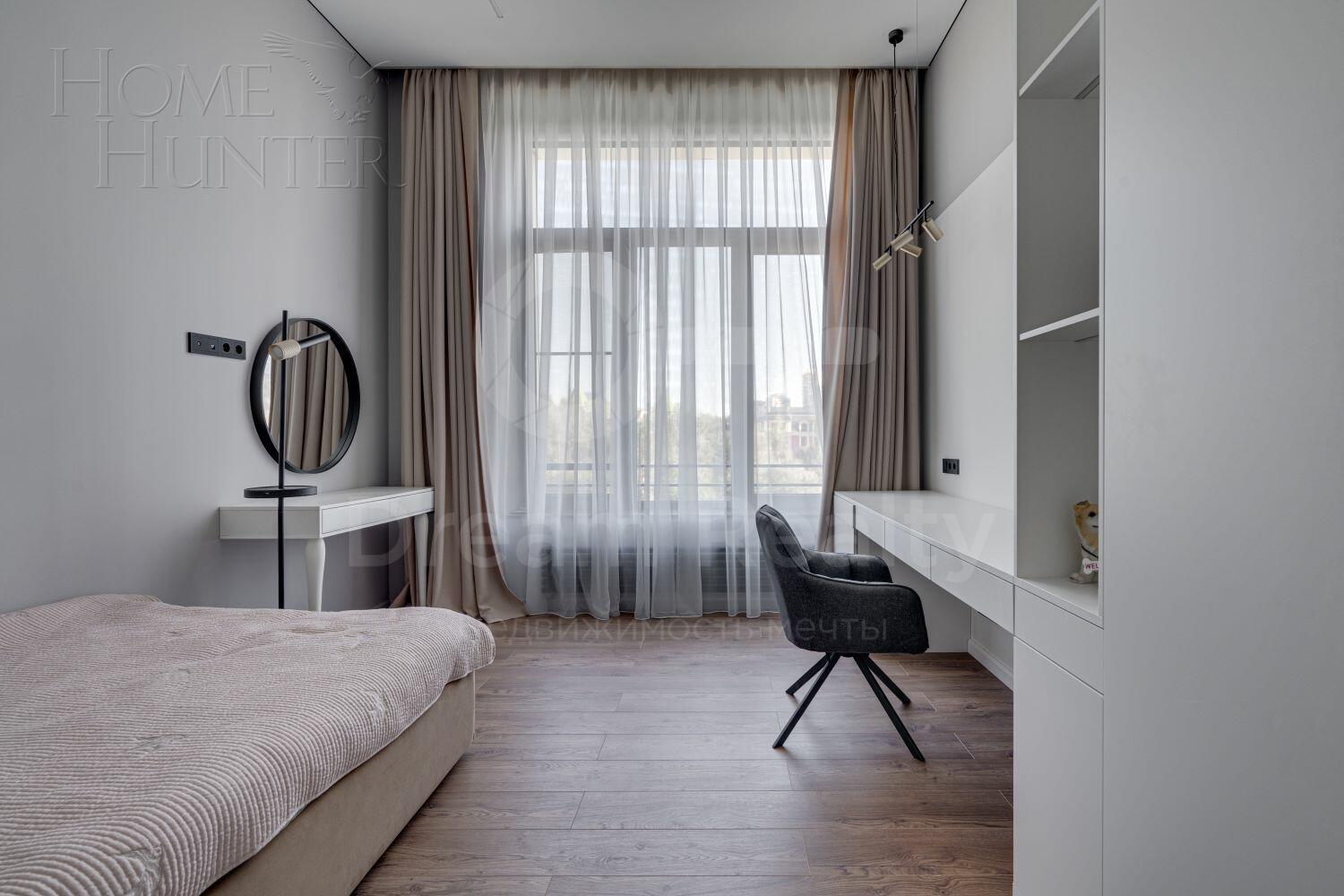 4-КОМН. КВАРТИРА С ОТДЕЛКОЙ 135.9 М² НА 3 ЭТАЖЕ