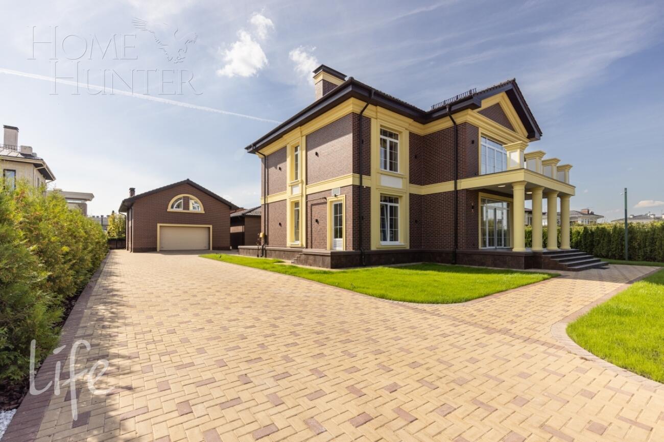 2-этажный коттедж 900 м² с отделкой