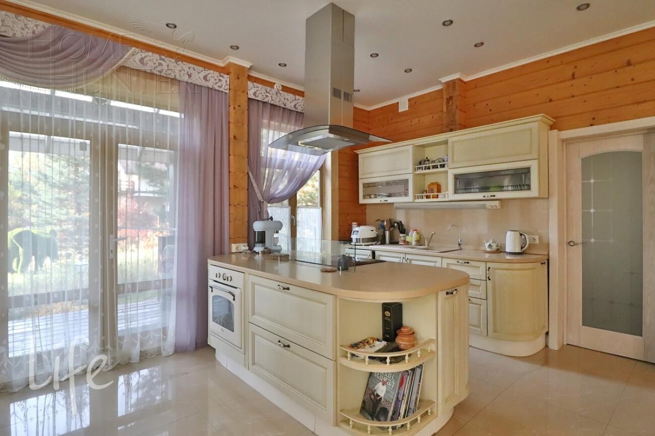 2-этажный коттедж 234 м² с отделкой