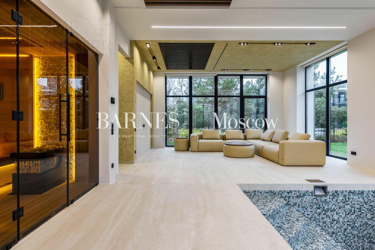 2-этажный коттедж 705 м² с отделкой