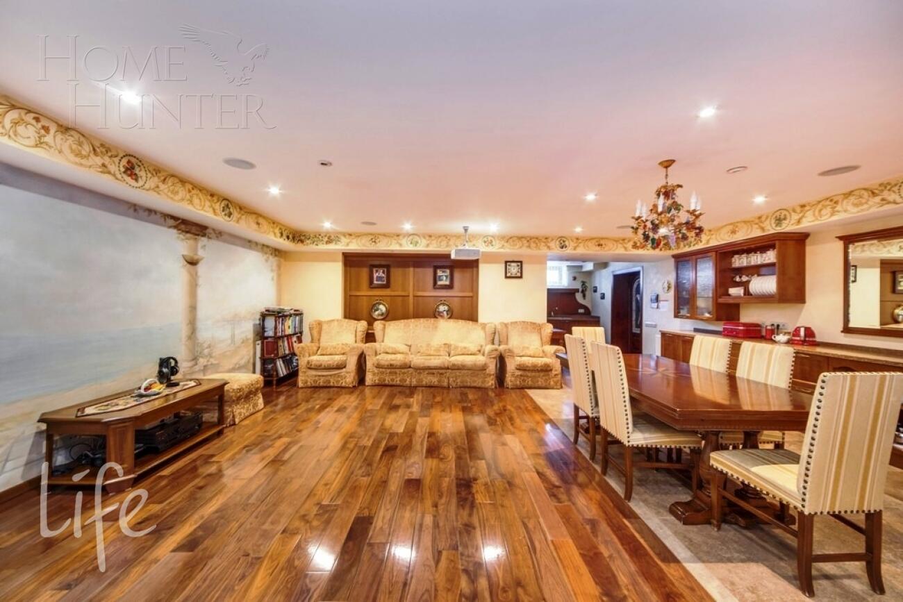 2-этажный коттедж 800 м² с отделкой