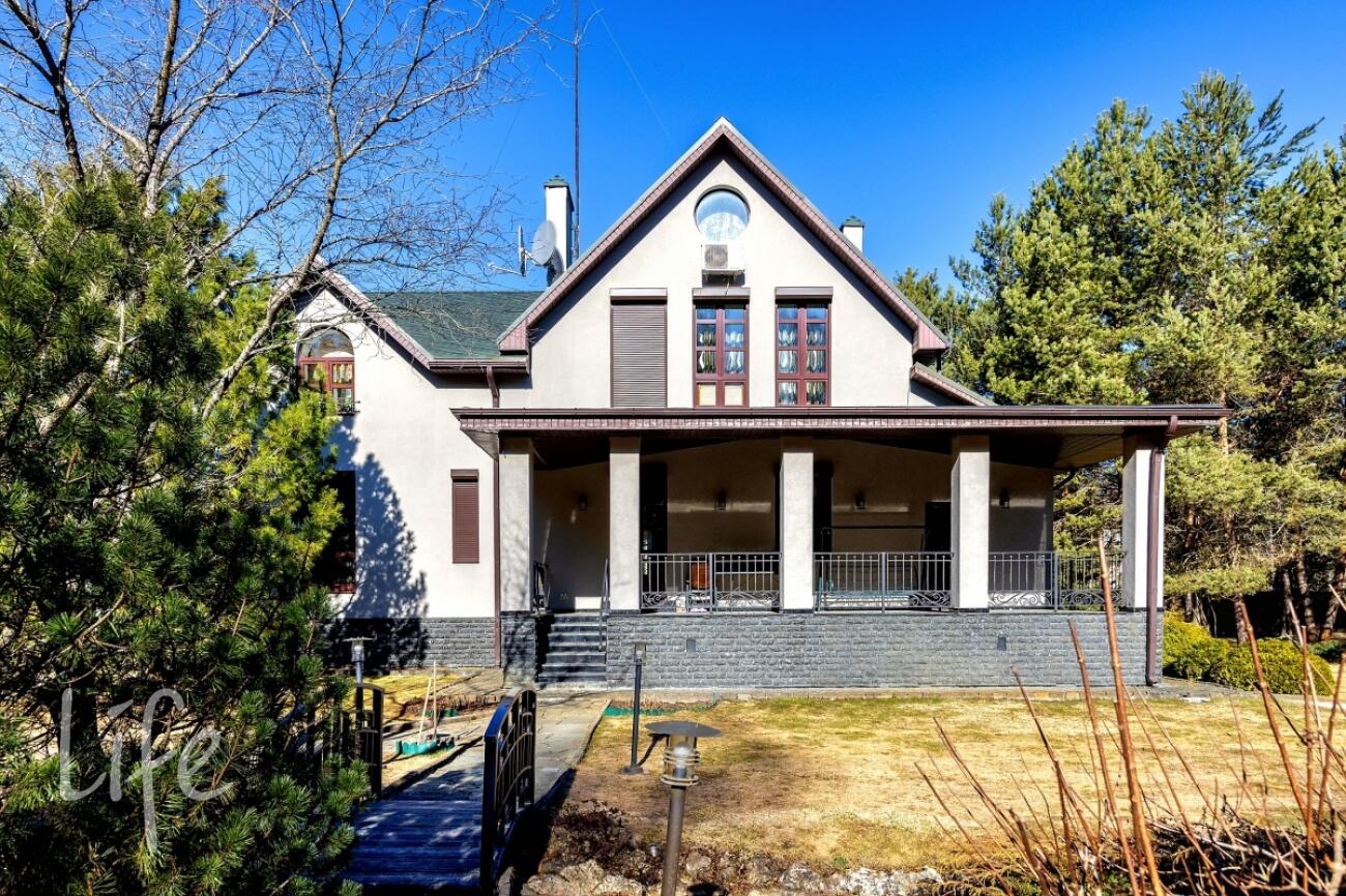 2-этажный коттедж 340 м² с отделкой