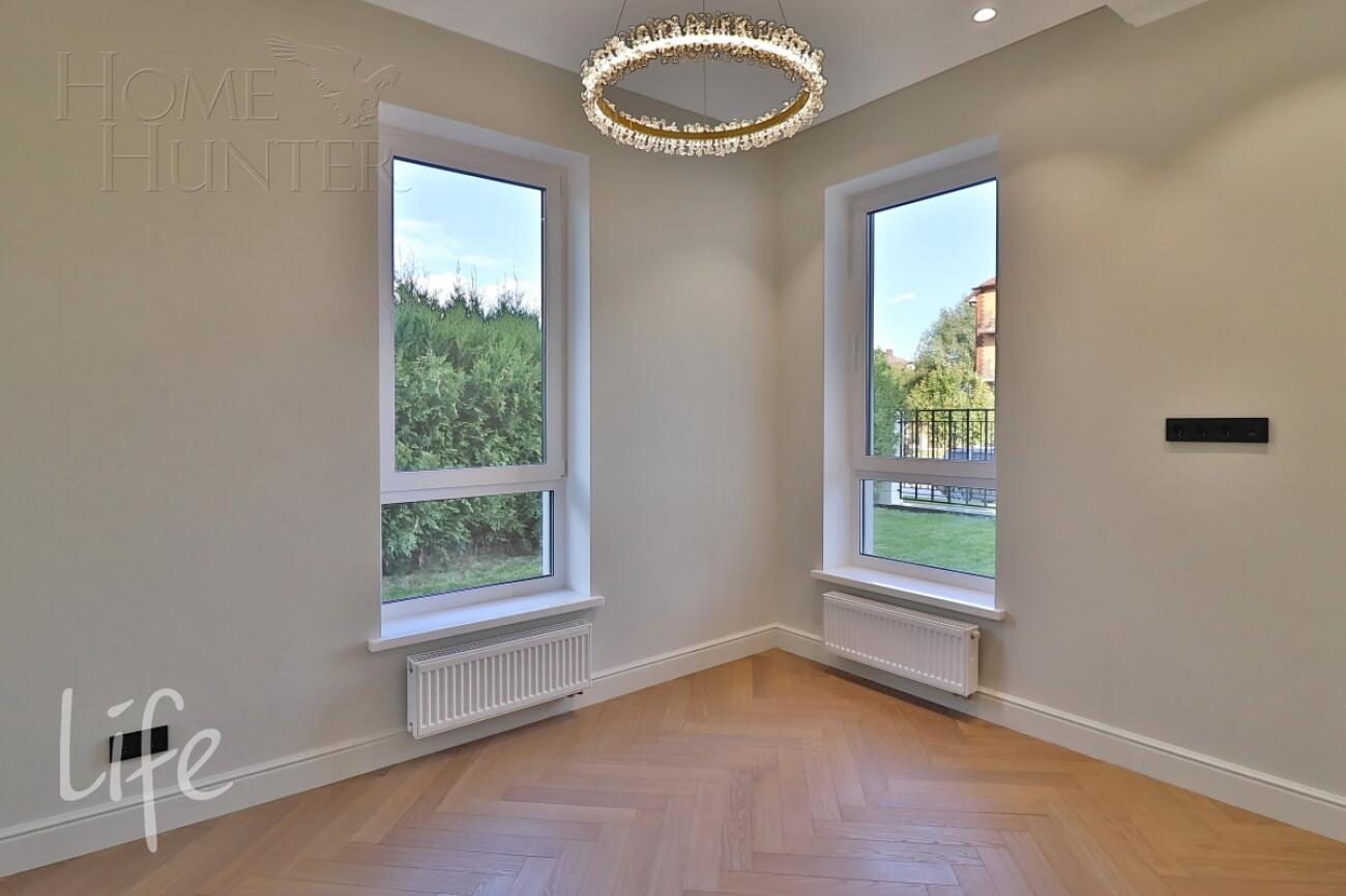 2-этажный коттедж 240 м² с отделкой