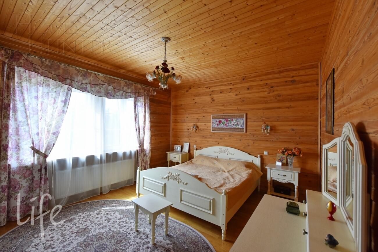 2-этажный коттедж 250 м² с отделкой