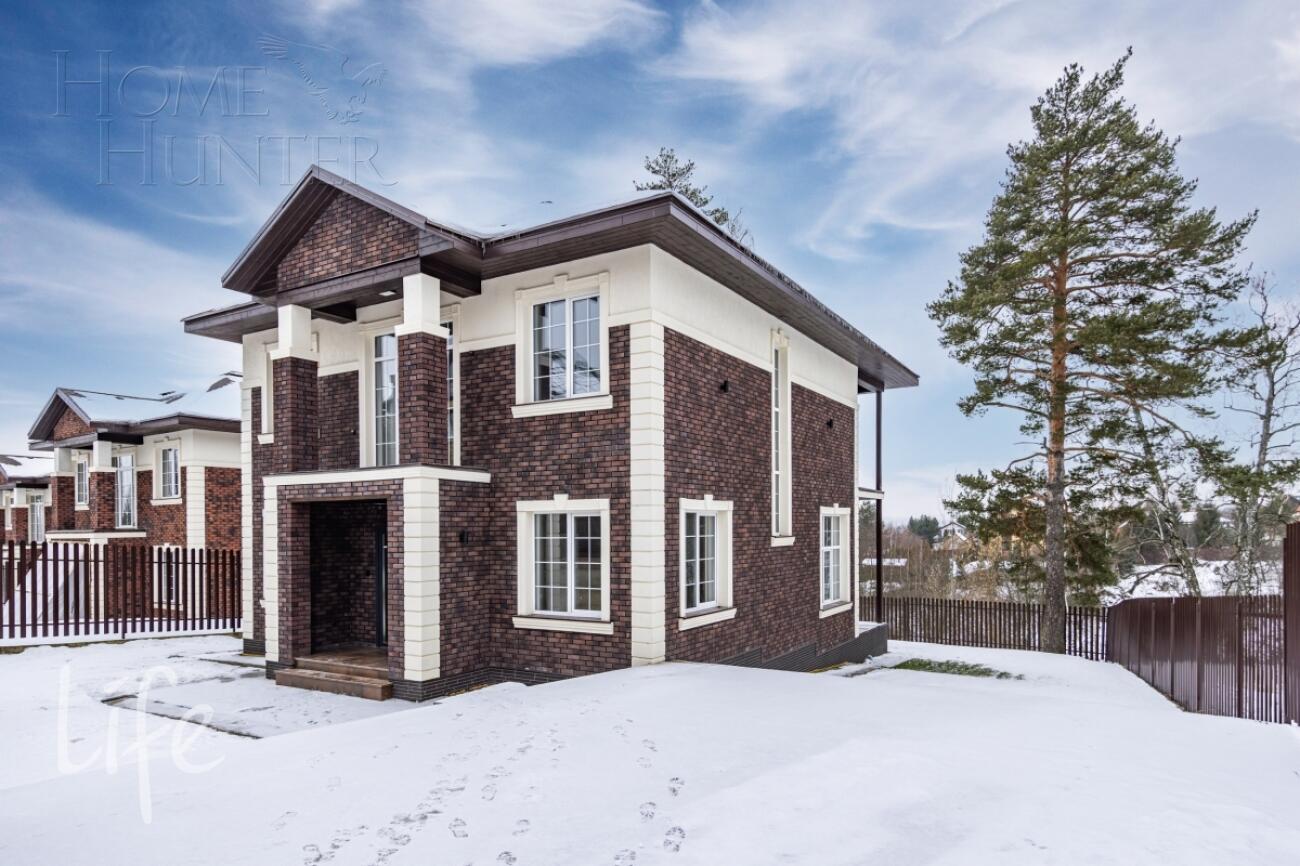 2-этажный коттедж 240 м² с отделкой