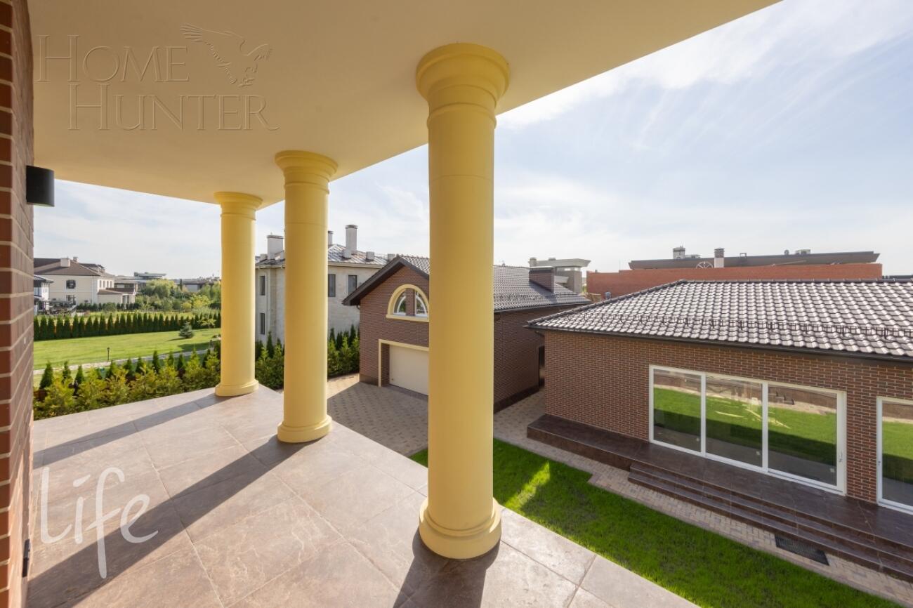 2-этажный коттедж 900 м² с отделкой