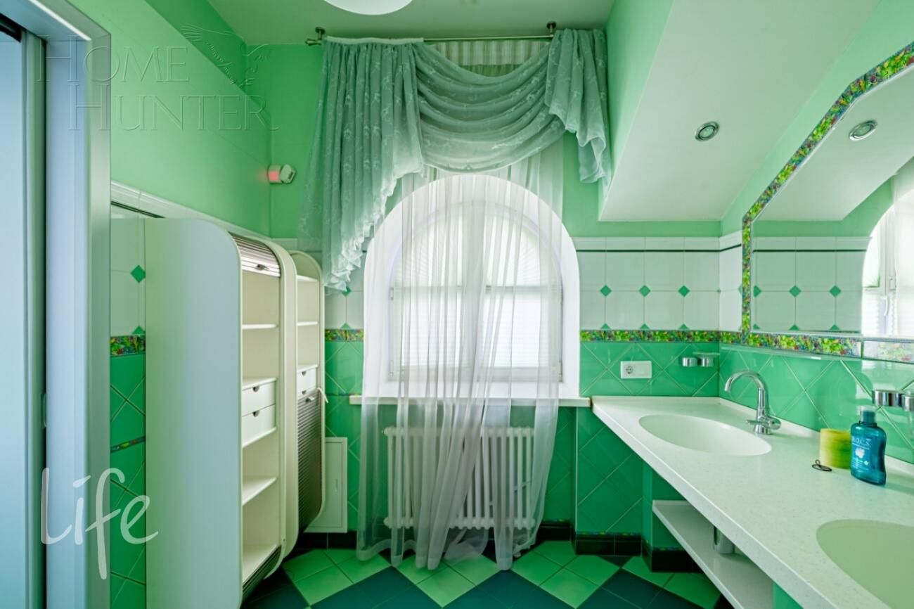 2-этажный коттедж 700 м² с отделкой