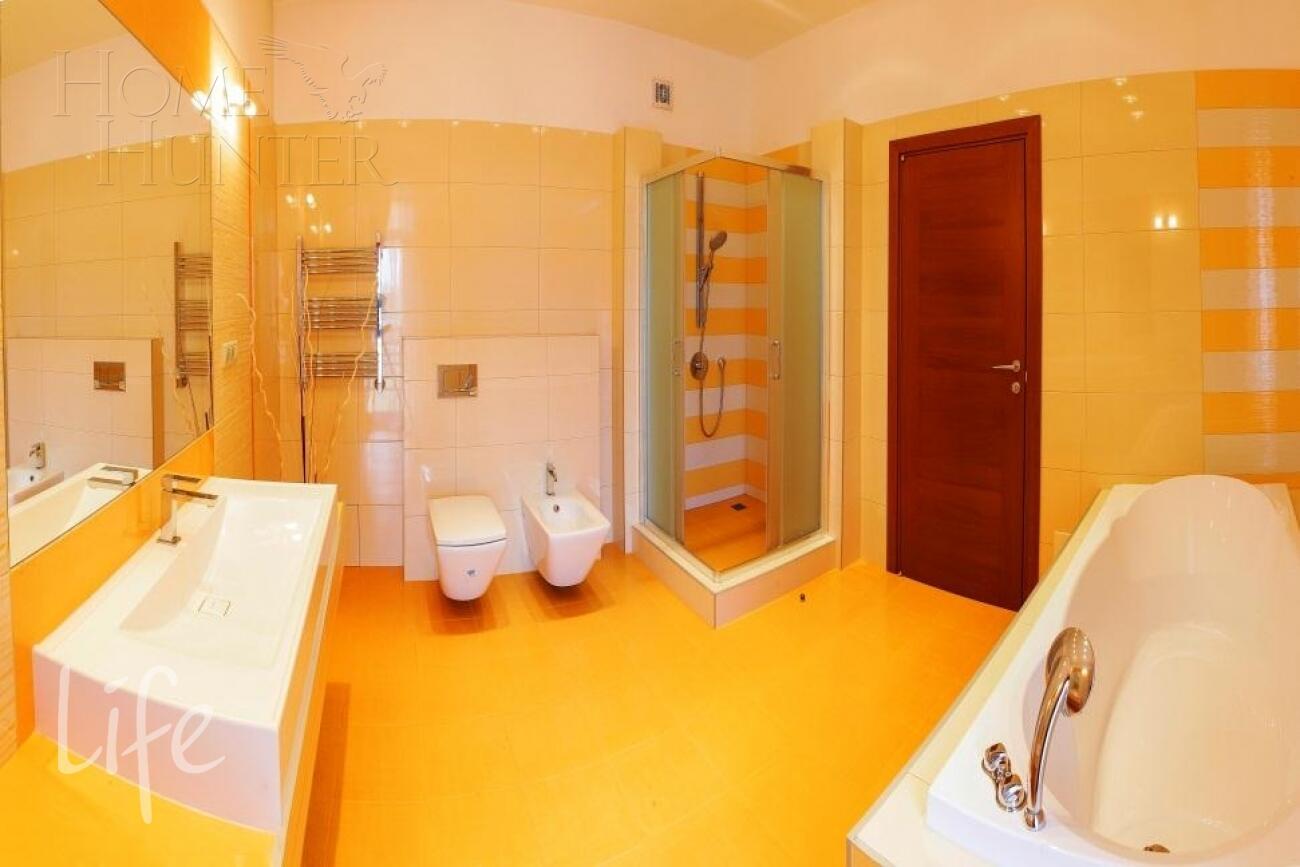 2-этажный коттедж 323 м² с отделкой