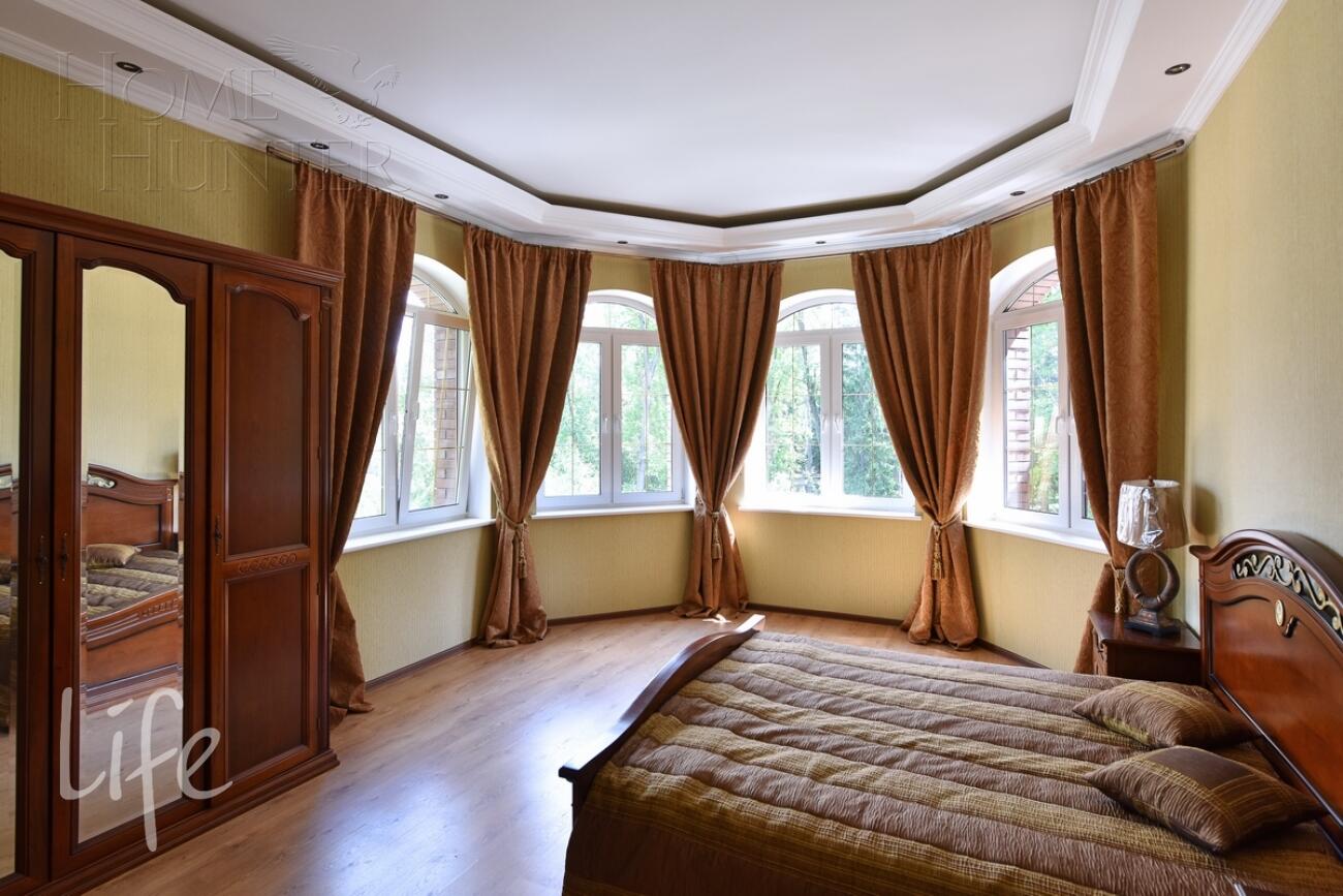 2-этажный коттедж 1 500 м² с отделкой