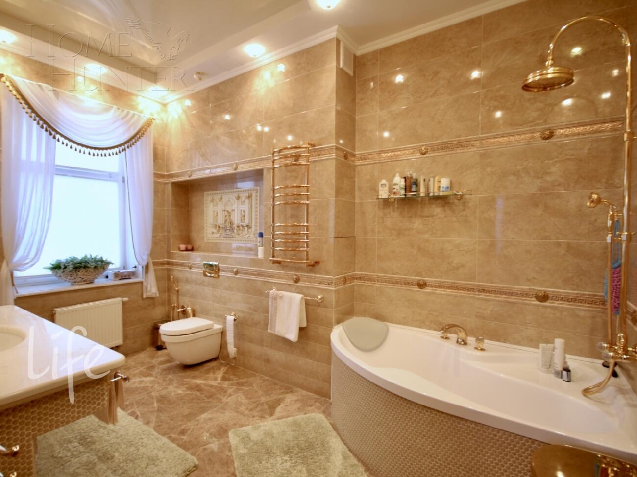 2-этажный коттедж 560 м² с отделкой