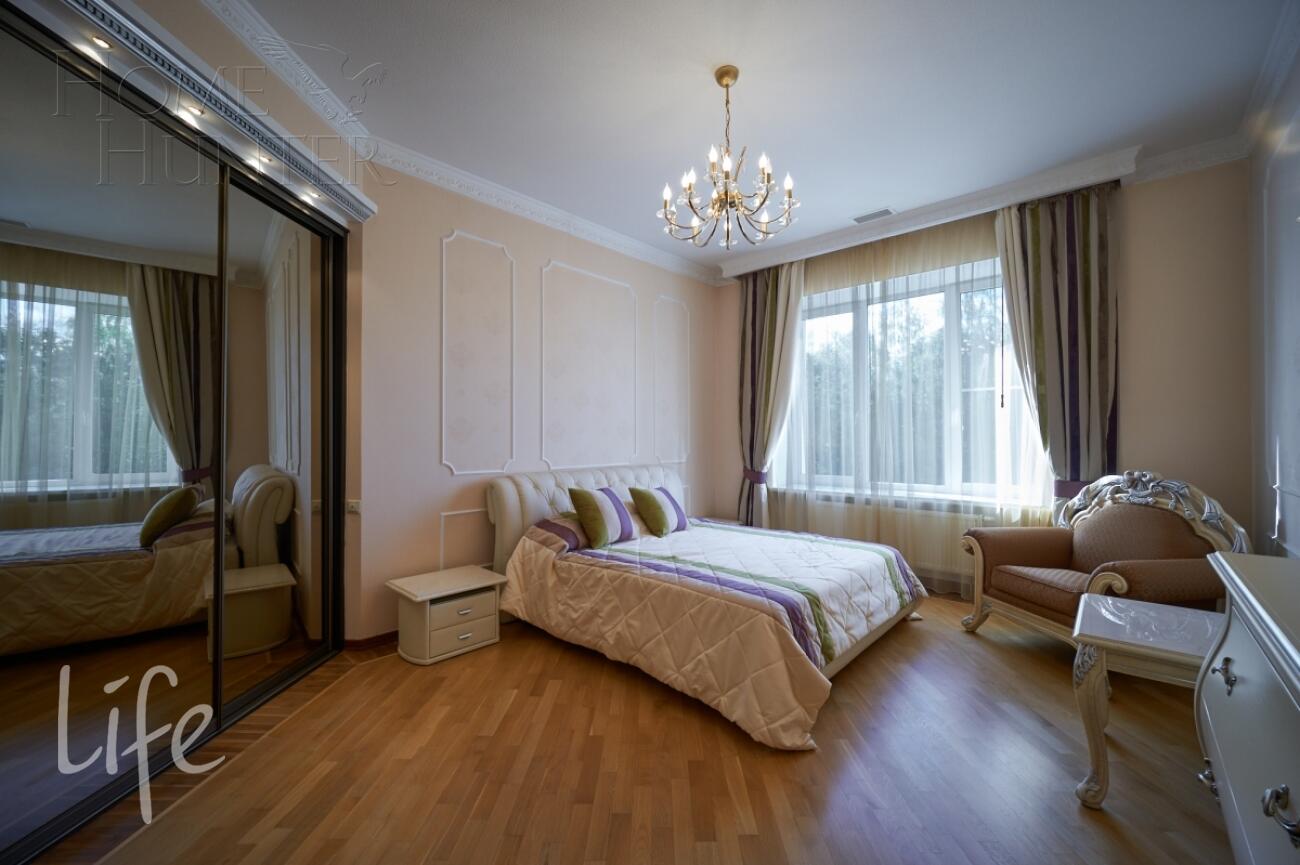 2-этажный коттедж 500 м² с отделкой