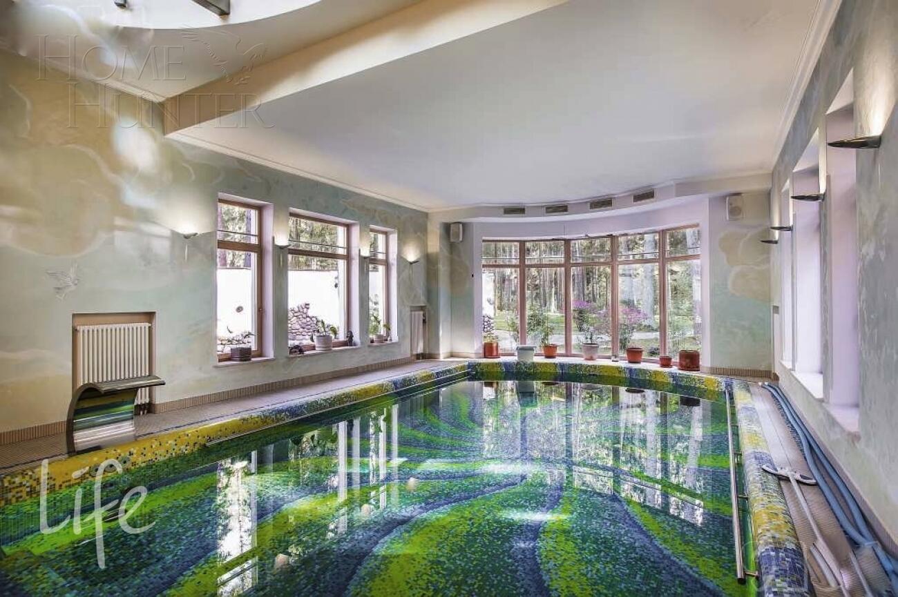 2-этажный коттедж 850 м² с отделкой