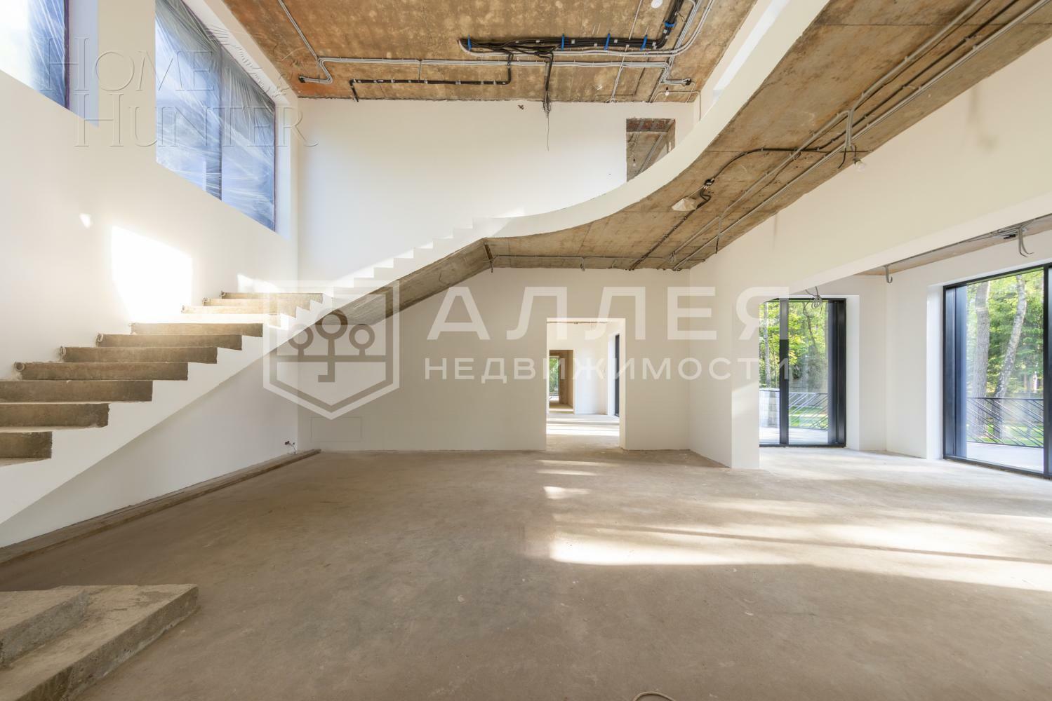 2-этажный коттедж 1 700 м² без отделки