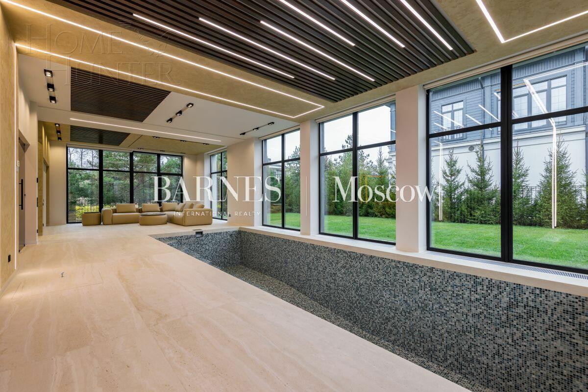 2-этажный коттедж 705 м² с отделкой