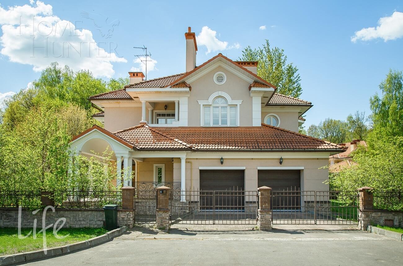 2-этажный коттедж 495 м² с отделкой