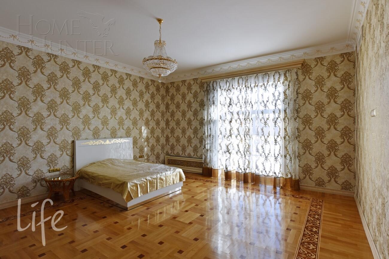 2-этажный коттедж 3 000 м² с отделкой