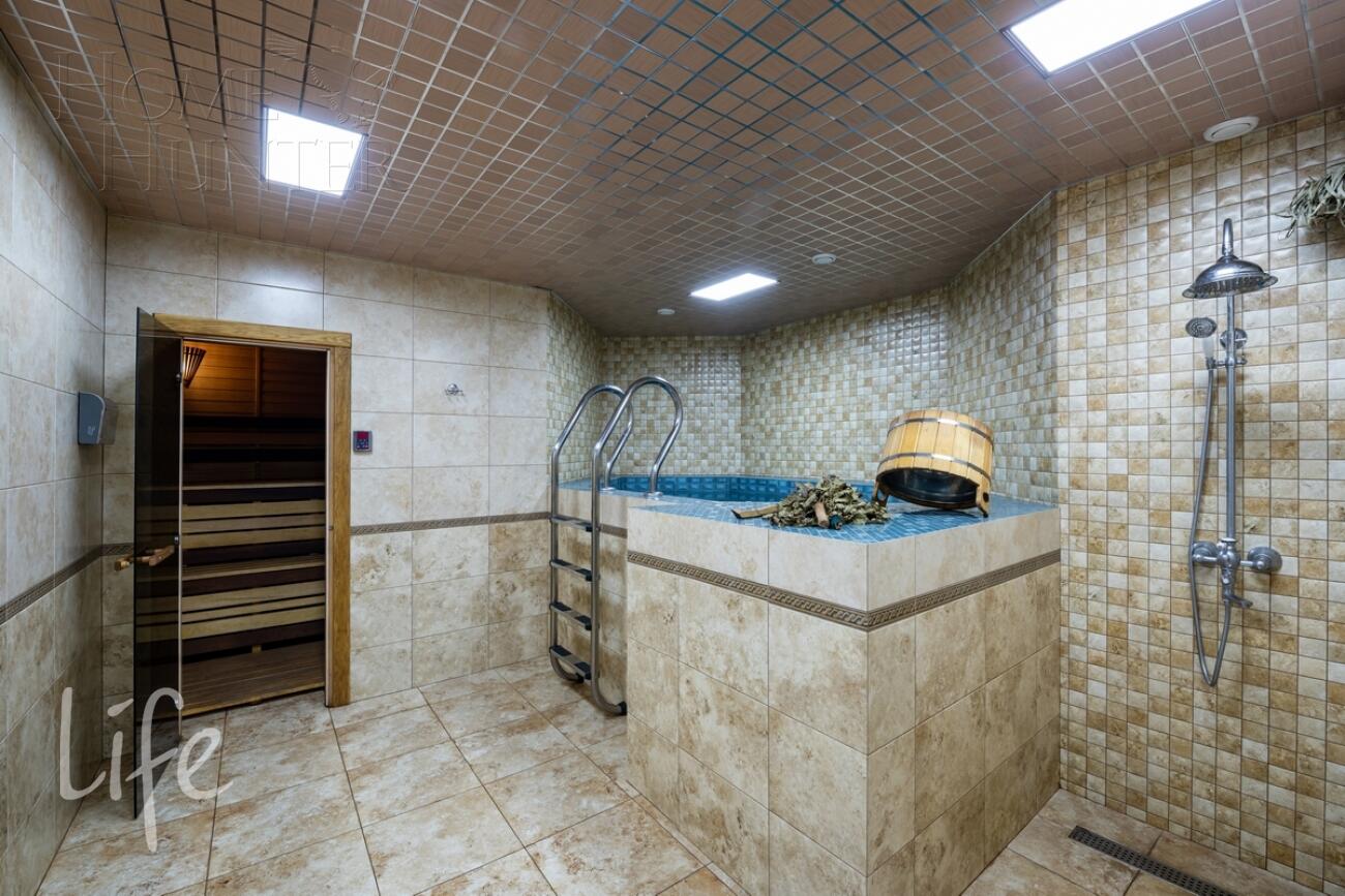 2-этажный коттедж 500 м² с отделкой