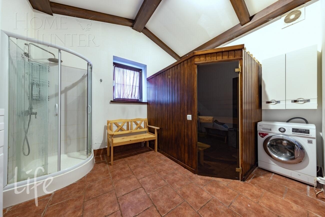 2-этажный коттедж 359 м² с отделкой