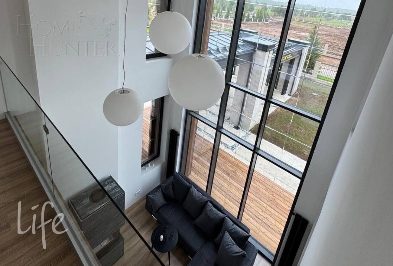 2-этажный коттедж 300 м² с отделкой