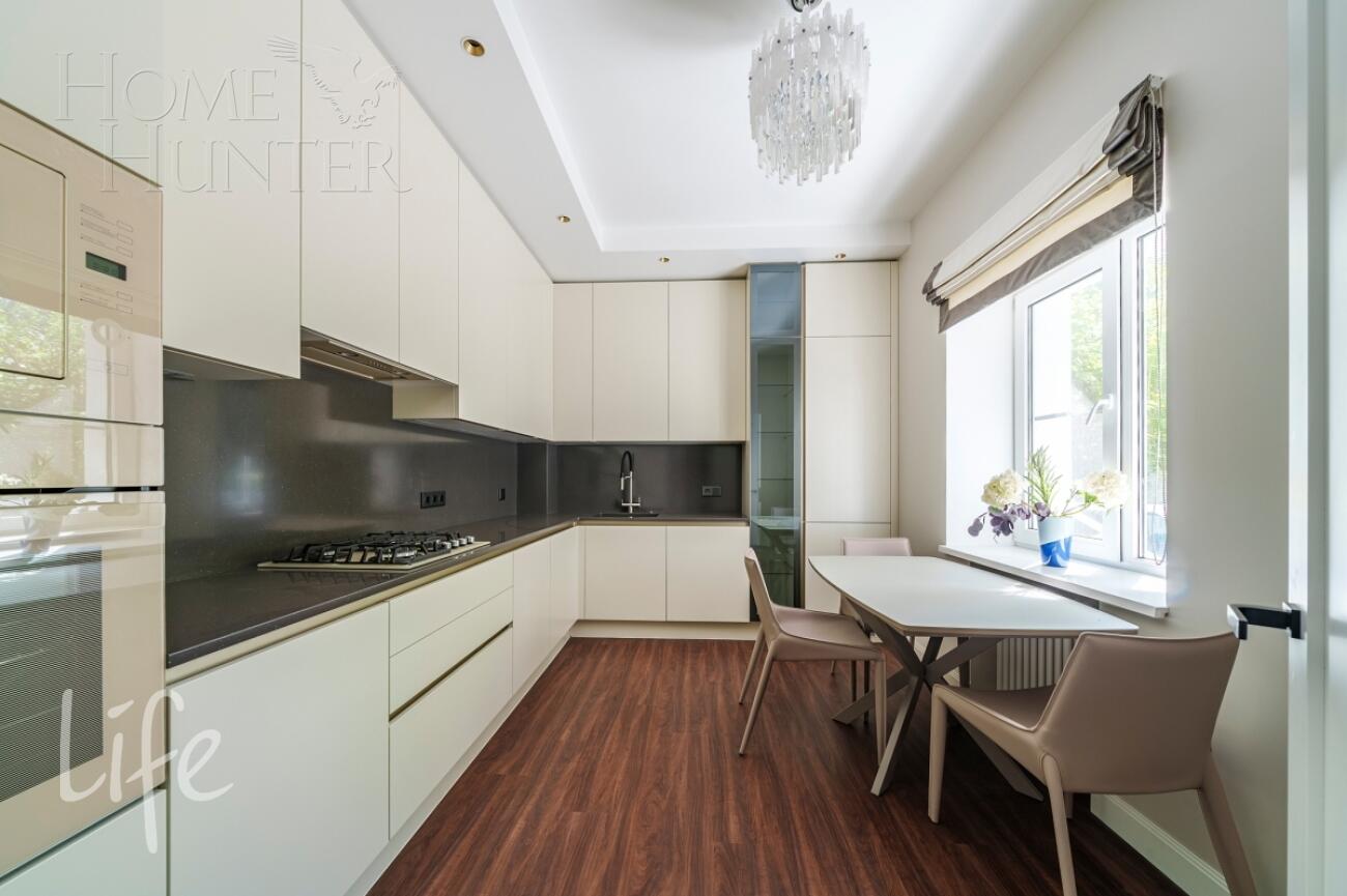 2-этажный коттедж 443 м² с отделкой