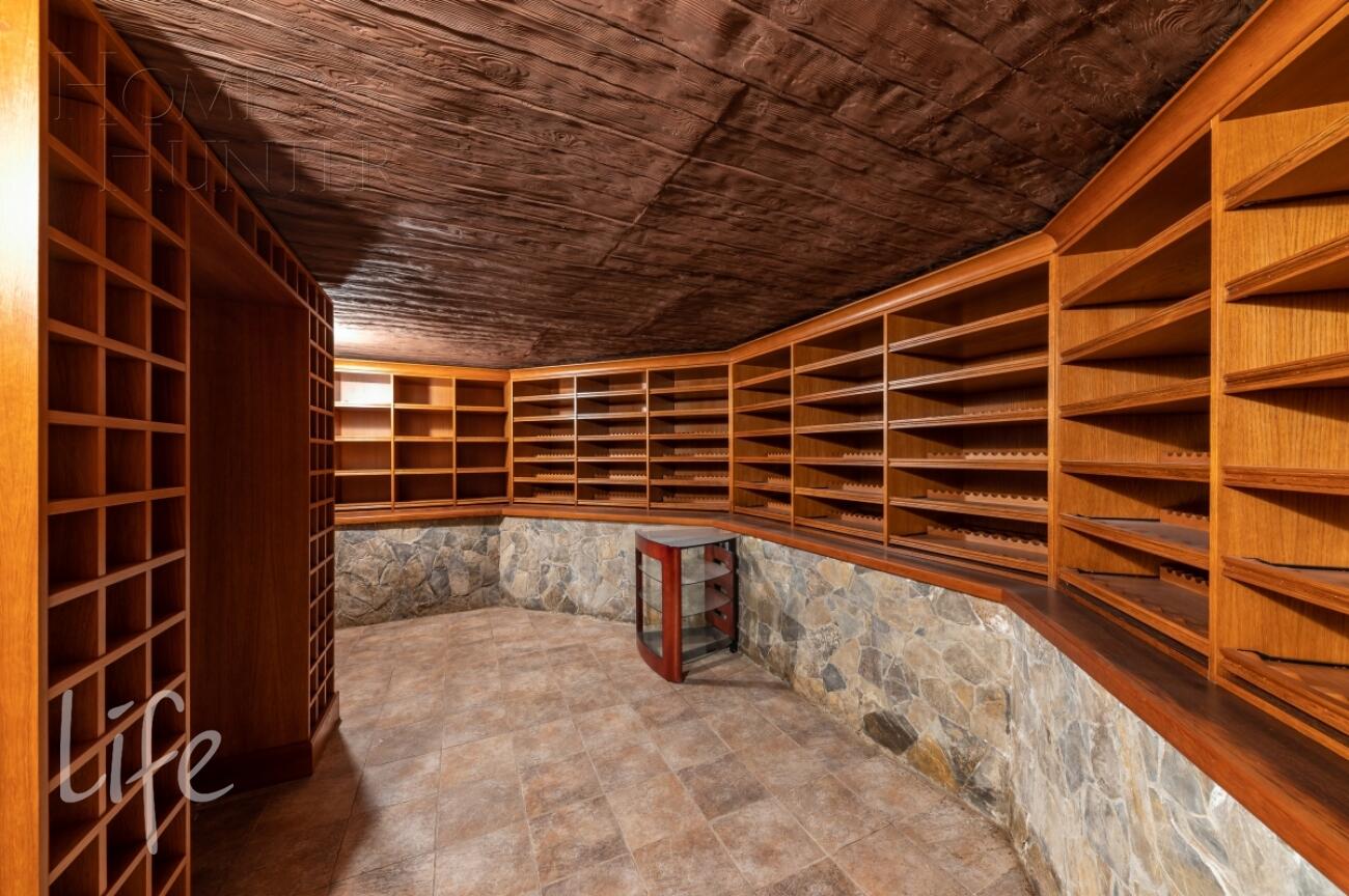 2-этажный коттедж 608 м² с отделкой