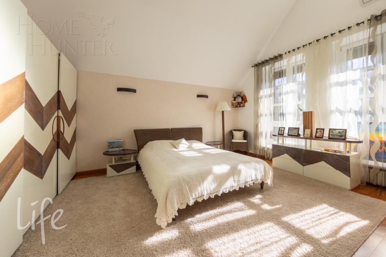 2-этажный коттедж 340 м² с отделкой